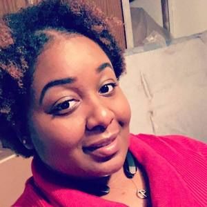 Meet your Posher, Dominique